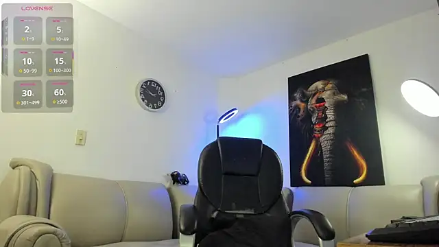 Nicolas Fellener online show from December 2025 03:46:02 AM