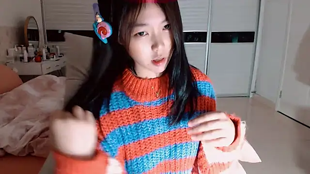 -Lucky Girl online show from December 2025 12:36:02 PM