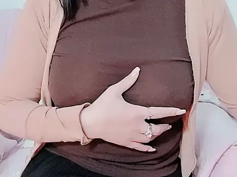 Bella Babi online show from January 2025 08:40:01 AM