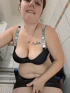 Jassiundich2 online show from January 2026 08:12:01 PM