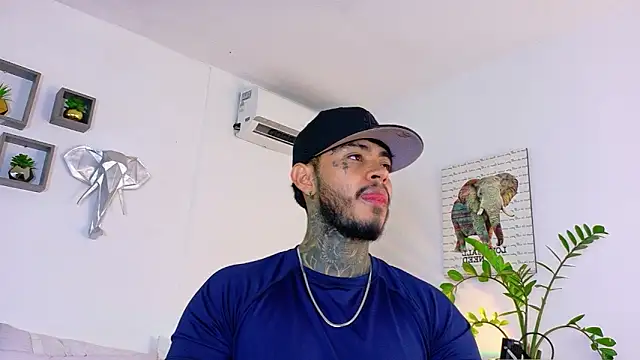 JordanSmiith  online show from February 2026 08:51:01 PM