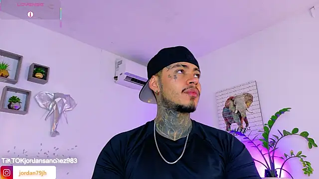 Snapshot of JordanSmiith_ chatting on May 2026 09:56:02 PM JordanSmiith online show from May 2026 09:56:02 PM