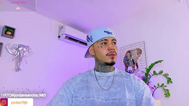 Snapshot of JordanSmiith_ chatting on May 2026 09:00:02 PM JordanSmiith online show from May 2026 09:00:02 PM