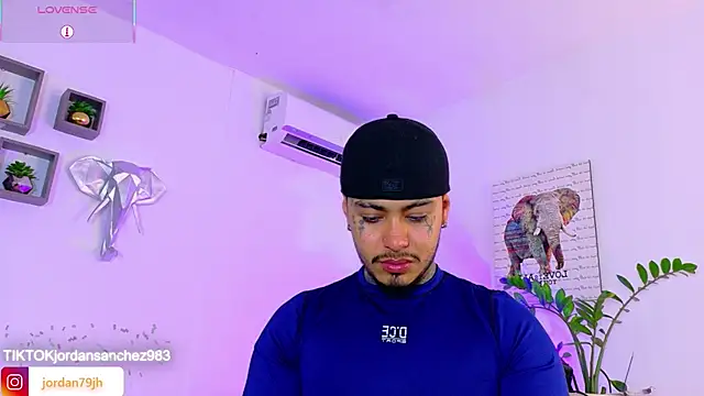 Snapshot of JordanSmiith_ chatting on May 2026 10:25:01 PM JordanSmiith online show from May 2026 10:25:01 PM