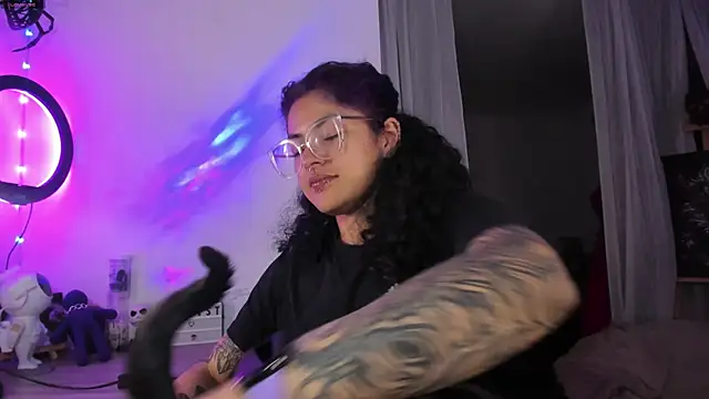 witchviolet online show from February 2025 02:33:02 AM