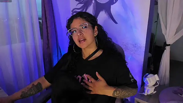 witchviolet online show from November 2025 10:45:02 PM