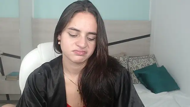 Snapshot of heidy_hoiss chatting on February 2025 11:53:01 PM heidy hoiss online show from February 2025 11:53:01 PM