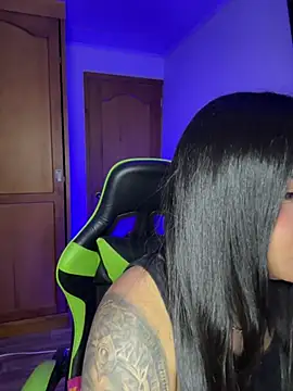 leila 22 online show from May 2026 04:57:01 PM