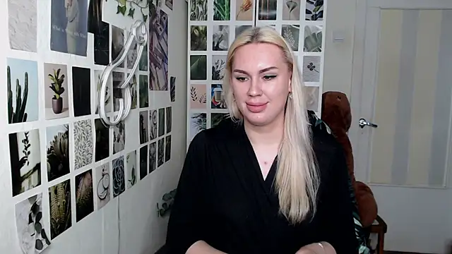 CapriScorpion online show from November 2025 11:20:01 AM