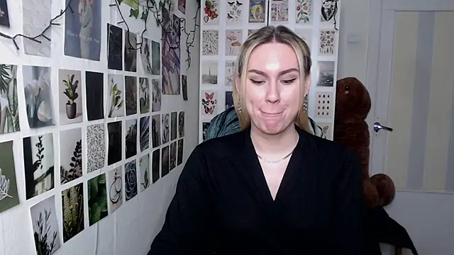 Snapshot of CapriScorpion chatting on February 2026 03:08:02 PM CapriScorpion online show from February 2026 03:08:02 PM