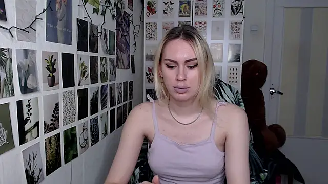 Snapshot of CapriScorpion chatting on February 2026 10:59:01 AM CapriScorpion online show from February 2026 10:59:01 AM