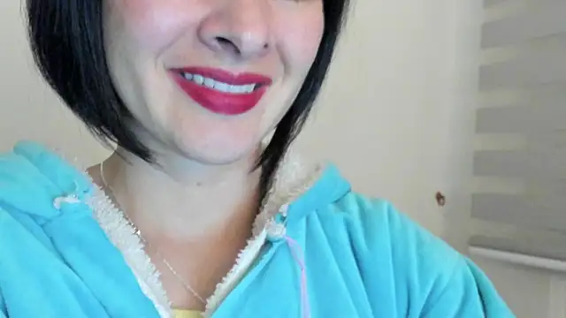 queen fetish online show from January 2025 02:27:01 AM