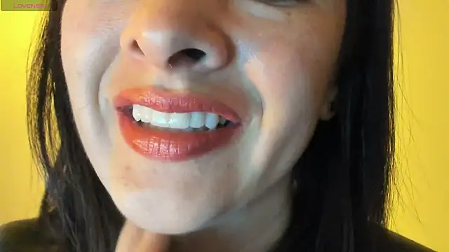 queen fetish online show from October 2025 10:25:01 AM