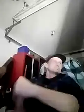 Snapshot of ironwood420 chatting on January 2025 02:04:01 PM ironwood420 online show from January 2025 02:04:01 PM