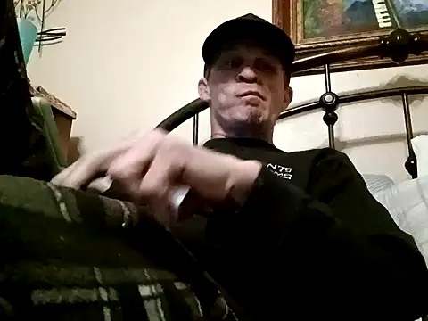 Snapshot of ironwood420 chatting on January 2025 01:35:01 PM ironwood420 online show from January 2025 01:35:01 PM