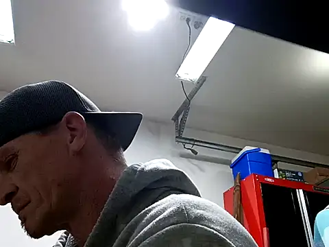 Snapshot of ironwood420 chatting on February 2025 09:28:01 AM ironwood420 online show from February 2025 09:28:01 AM