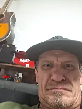 Snapshot of ironwood420 chatting on March 2026 12:10:01 AM ironwood420 online show from March 2026 12:10:01 AM