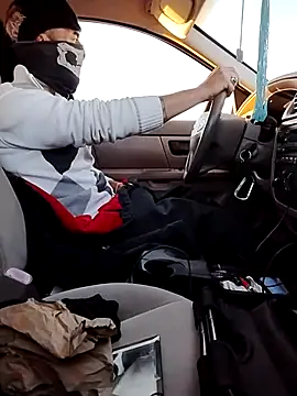 prettyboi6992 online show from December 2025 02:11:01 PM