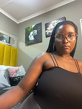 Snapshot of Bustygoddess32 chatting on February 2025 04:24:02 AM Bustygoddess32 online show from February 2025 04:24:02 AM