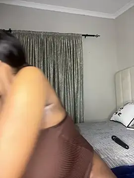 Snapshot of Bustygoddess32 chatting on February 2026 01:00:02 AM Bustygoddess32 online show from February 2026 01:00:02 AM