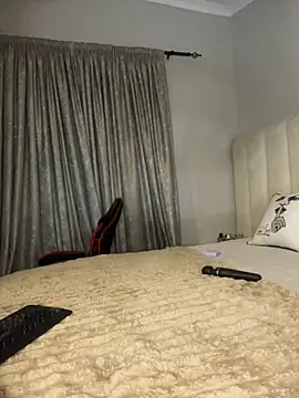 Snapshot of Bustygoddess32 chatting on February 2026 01:28:01 AM Bustygoddess32 online show from February 2026 01:28:01 AM