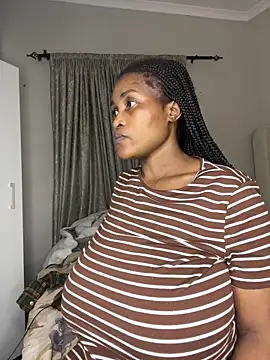 Bustygoddess32 online show from March 2026 06:00:01 PM