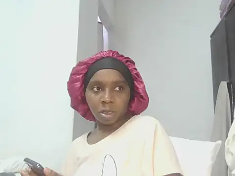 Sexxybella27 online show from October 2025 09:48:01 PM