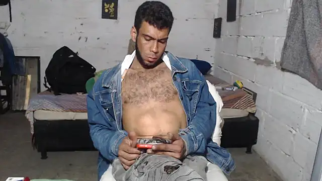 erik alexander online show from November 2025 02:12:01 AM