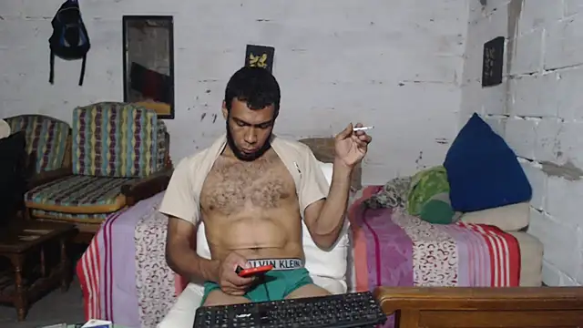 erik alexander online show from December 2025 11:56:02 PM