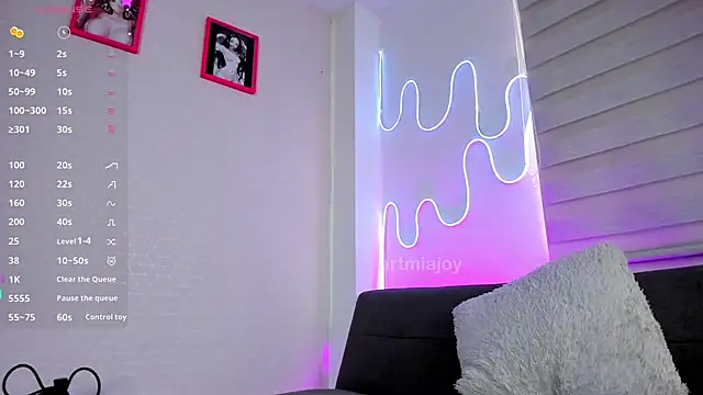 artmiaa online show from January 2026 01:26:02 PM