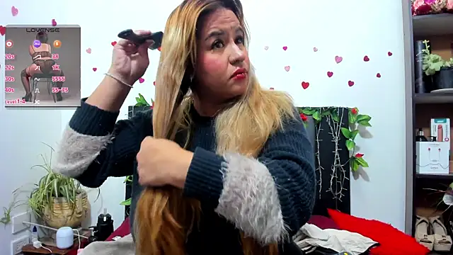 hazel 34 online show from October 2025 08:27:02 AM