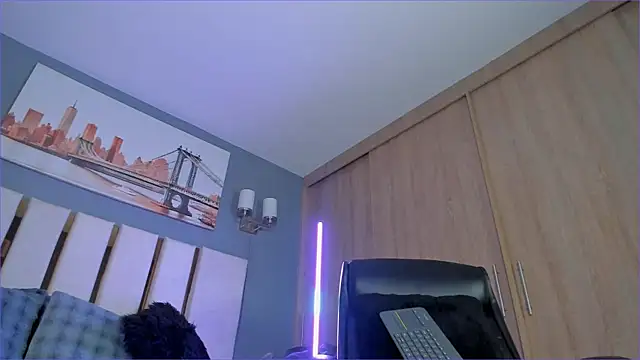 Bambi gurl online show from February 2026 02:26:01 AM