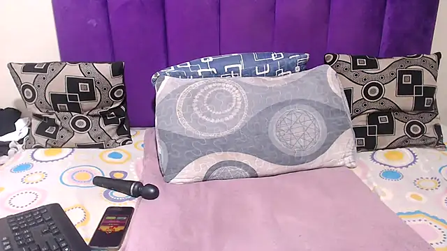 BLACKberry008 online show from February 2026 10:19:01 PM