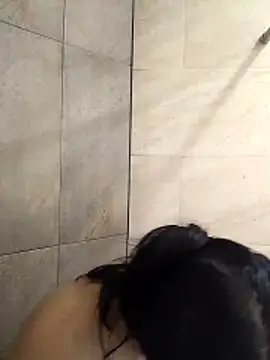 Charlotte cutee18 online show from October 2025 05:06:02 PM