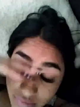 Charlotte cutee18 online show from October 2025 05:15:02 PM