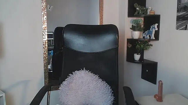 Prety Nany online show from February 2025 07:10:01 PM