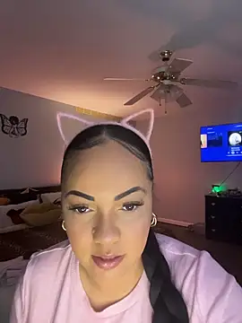 DestineeJayde online show from April 2026 03:17:01 AM