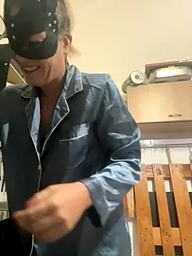 LadyScarlett-xk online show from October 2025 06:11:02 AM