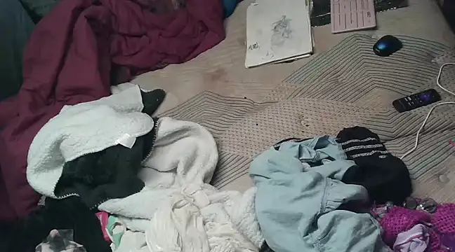 Snapshot of cdressupdiva chatting on December 2024 04:04:01 PM cdressupdiva online show from December 2024 04:04:01 PM