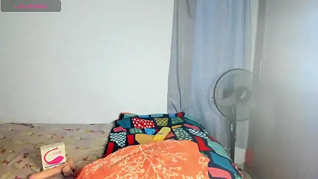 xia ebonyts online show from October 2025 11:07:01 AM