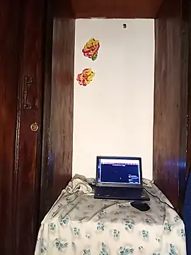 The-Peach-Flexer online show from November 2025 08:57:01 PM