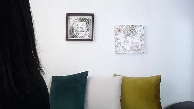 Snapshot of JainaRogers chatting on April 2026 06:02:02 PM JainaRogers online show from April 2026 06:02:02 PM