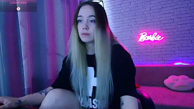 -Stacyy- online show from September 2025 04:58:01 AM