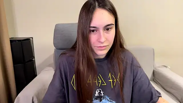 AliceKolltt online show from March 2026 08:15:02 PM