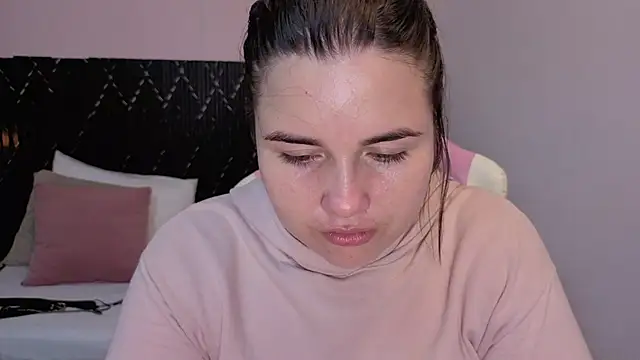 Aabby lee online show from May 2026 06:58:01 PM