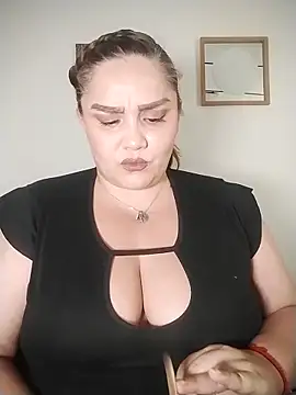 antoniamoreno82 online show from May 2026 08:27:01 PM