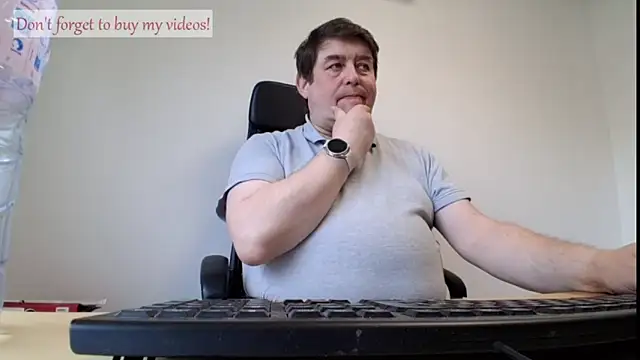 Snapshot of sympatrique chatting on June 2026 07:44:01 AM sympatrique online show from June 2026 07:44:01 AM