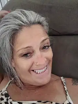 Snapshot of marcialoira chatting on January 2025 04:01:01 PM marcialoira online show from January 2025 04:01:01 PM