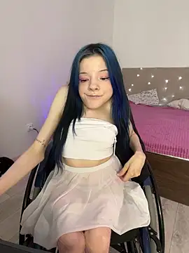 MiniSophiaa online show from February 2026 07:35:02 AM