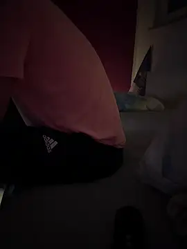 Snapshot of Bennyben8604 chatting on January 2025 12:52:02 AM Bennyben8604 online show from January 2025 12:52:02 AM